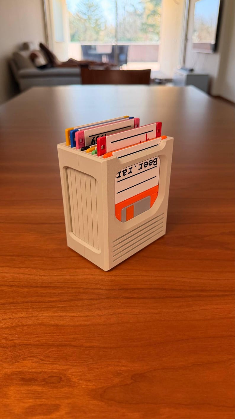 🔥Hot sale 49% off🔥 Floppy Disk Retro Tech Coaster Holder - w/8 Floppy Disc